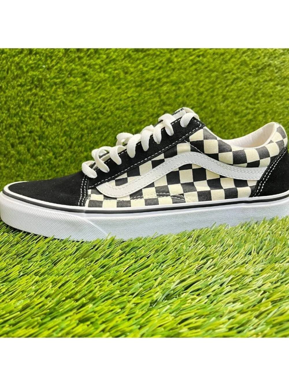 Vans Old Skool Checkerboard Mens Size 9 Black White Gum Athletic Shoes Sneakers